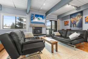 Pool, Hot Tub, Ski In Ski Out Studio, King Bed
